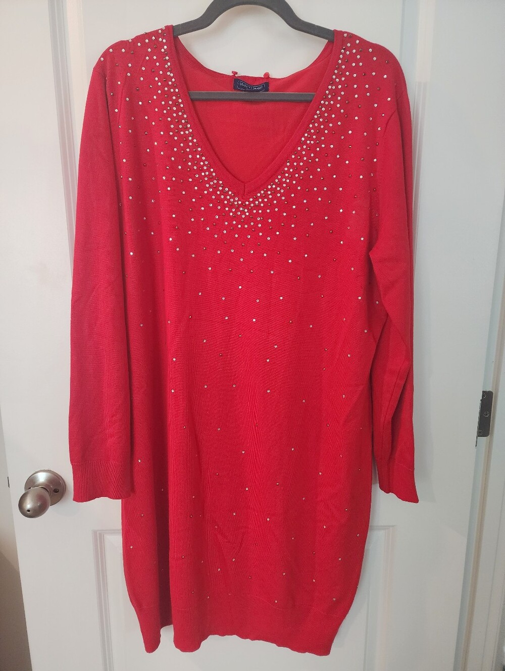 Rhinestone Embellished Red V-Neck Sweater Dress With Removable Scarf. Size 2x.